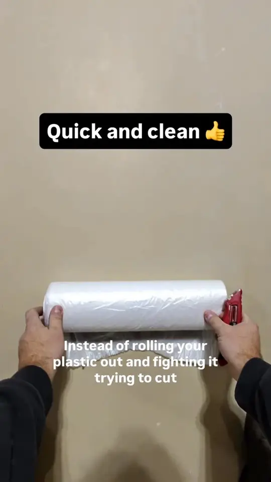 Fighting painter's plastic