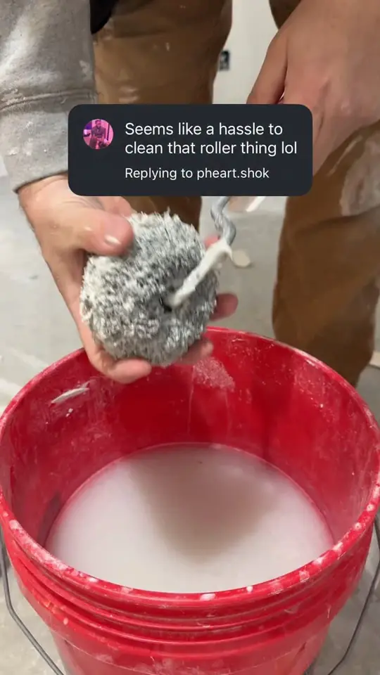 Easy paint roller cleanup