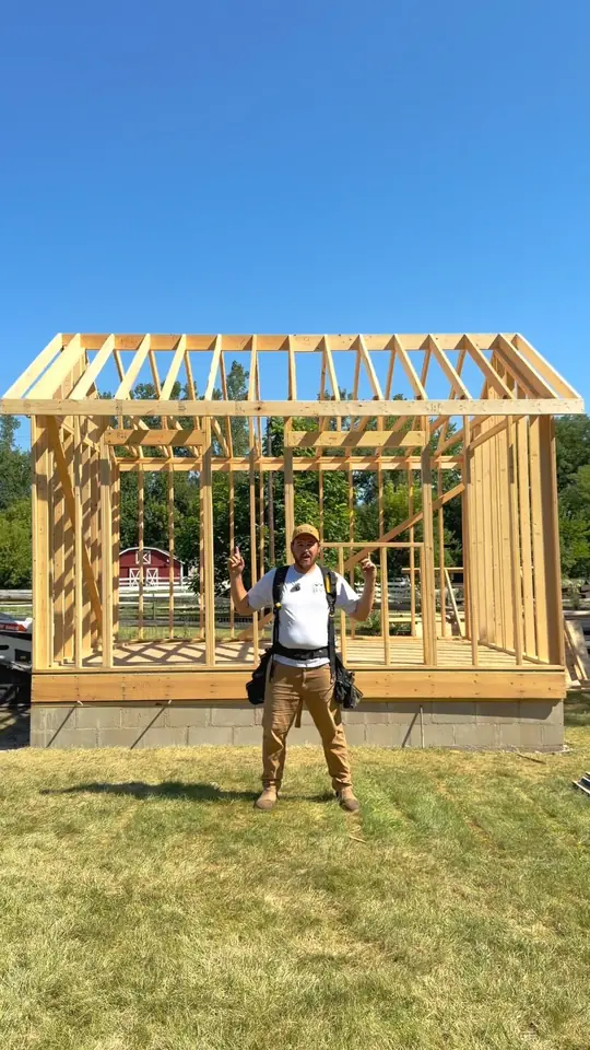 What keeps your house standing? Learn how to build and how failures are prevented